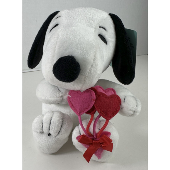Hallmark Peanuts Snoopy Valentine Felt Hearts Small 6" Plush New With Tag - Picture 8 of 8